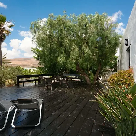 Villa Guatiza Villa